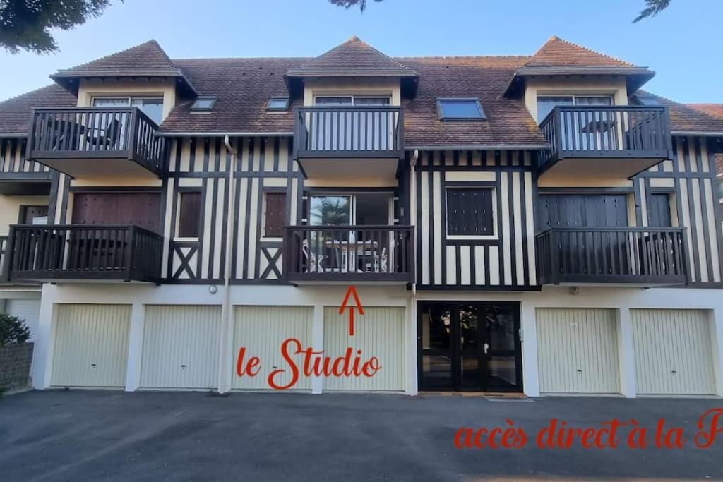 Studio Front De Mer Merville-Franceville-Plage Exterior photo